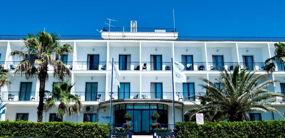 Ticho'S Greenblu Hotel Castellaneta Marina Extérieur photo