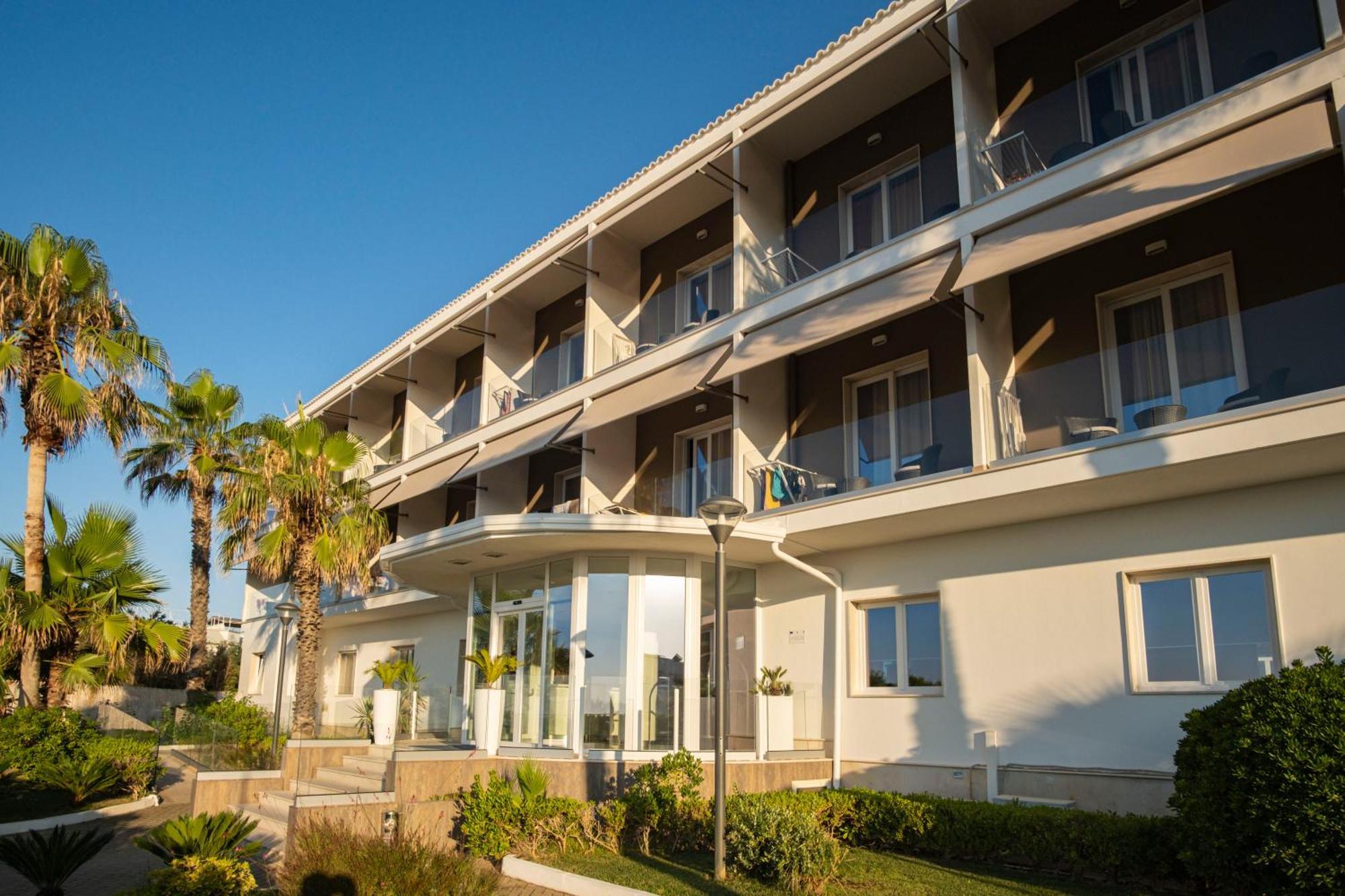 Ticho'S Greenblu Hotel Castellaneta Marina Extérieur photo